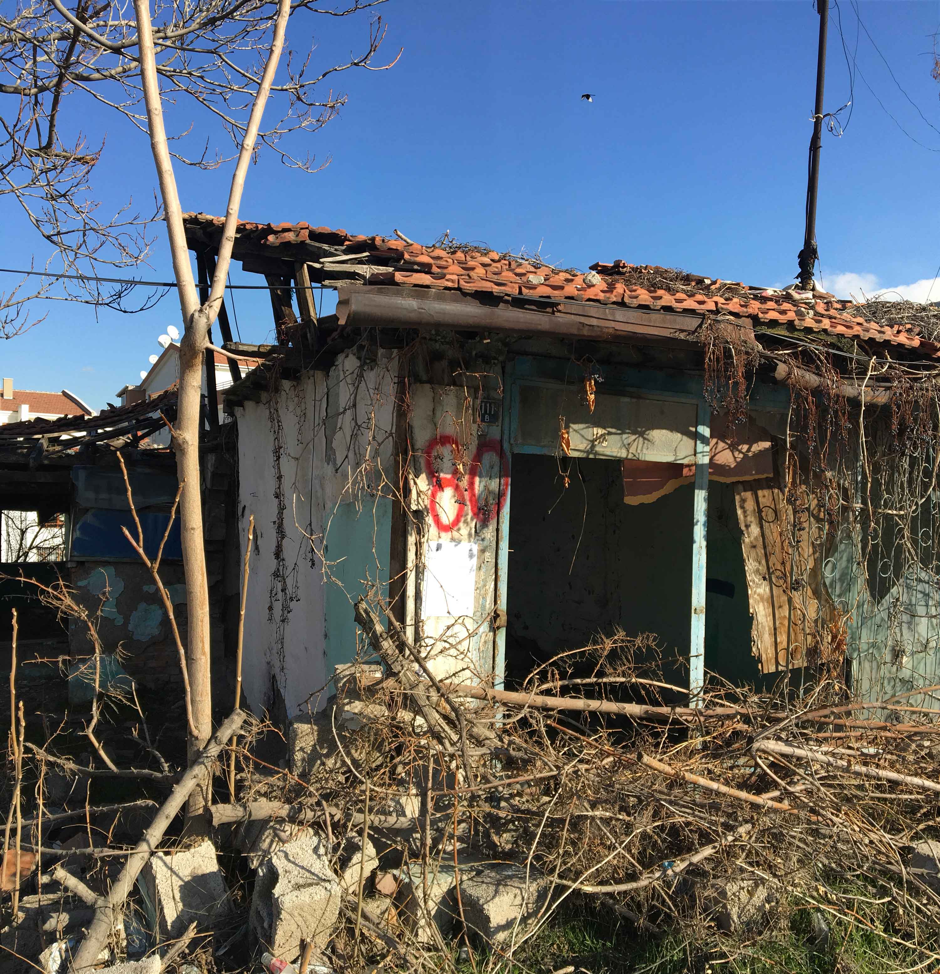 Eviction notice for the building located at Gültepe Mahallesi Altındağ Caddesi No:111/B