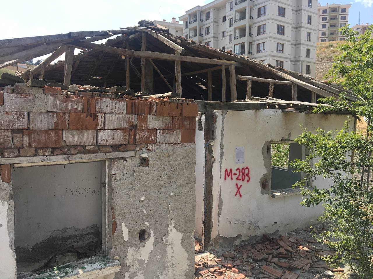 Feridun Çelik Mahallesi 1829 Street Demolition Notification