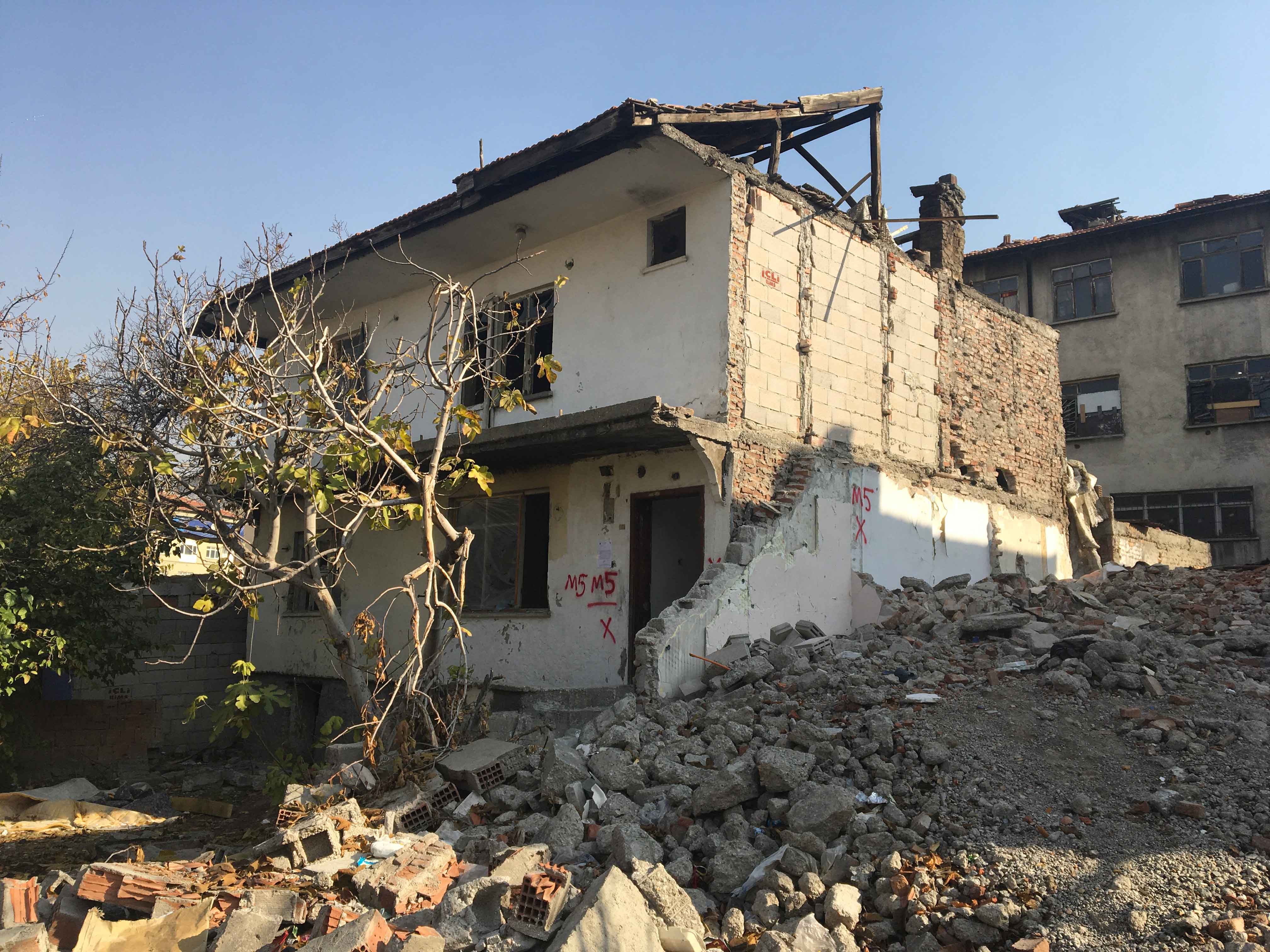 Önder Mahallesi Eylem Sokak No:9 Demolition Notification
