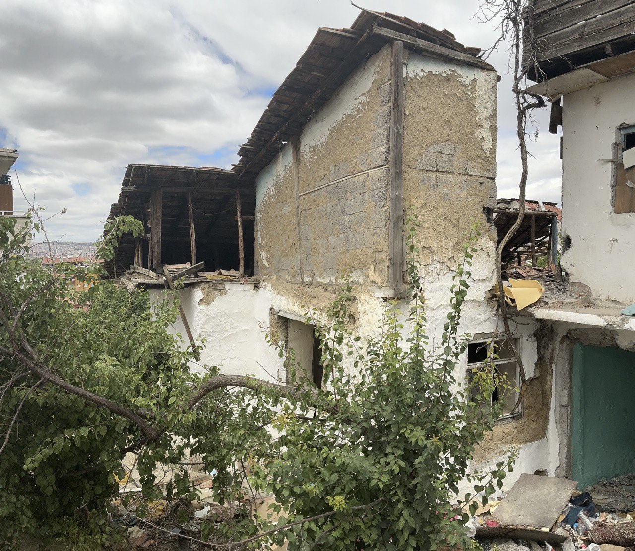 Gültepe Mahallesi 715 Sokak No:11/A Demolition Notification