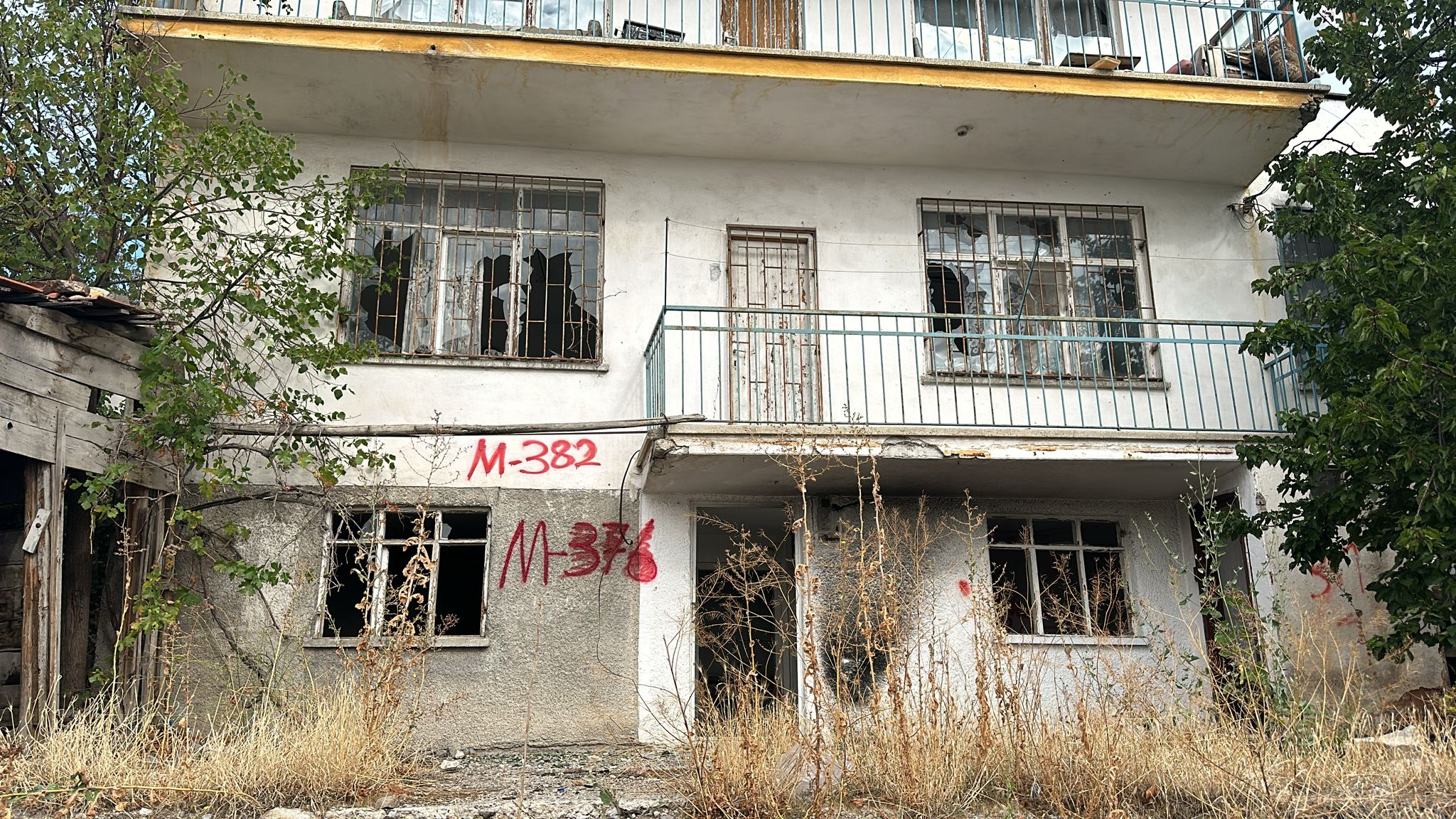 Feridun Çelik Mahallesi 1778.Sokak No:35/B and No:11 Demolition Notification