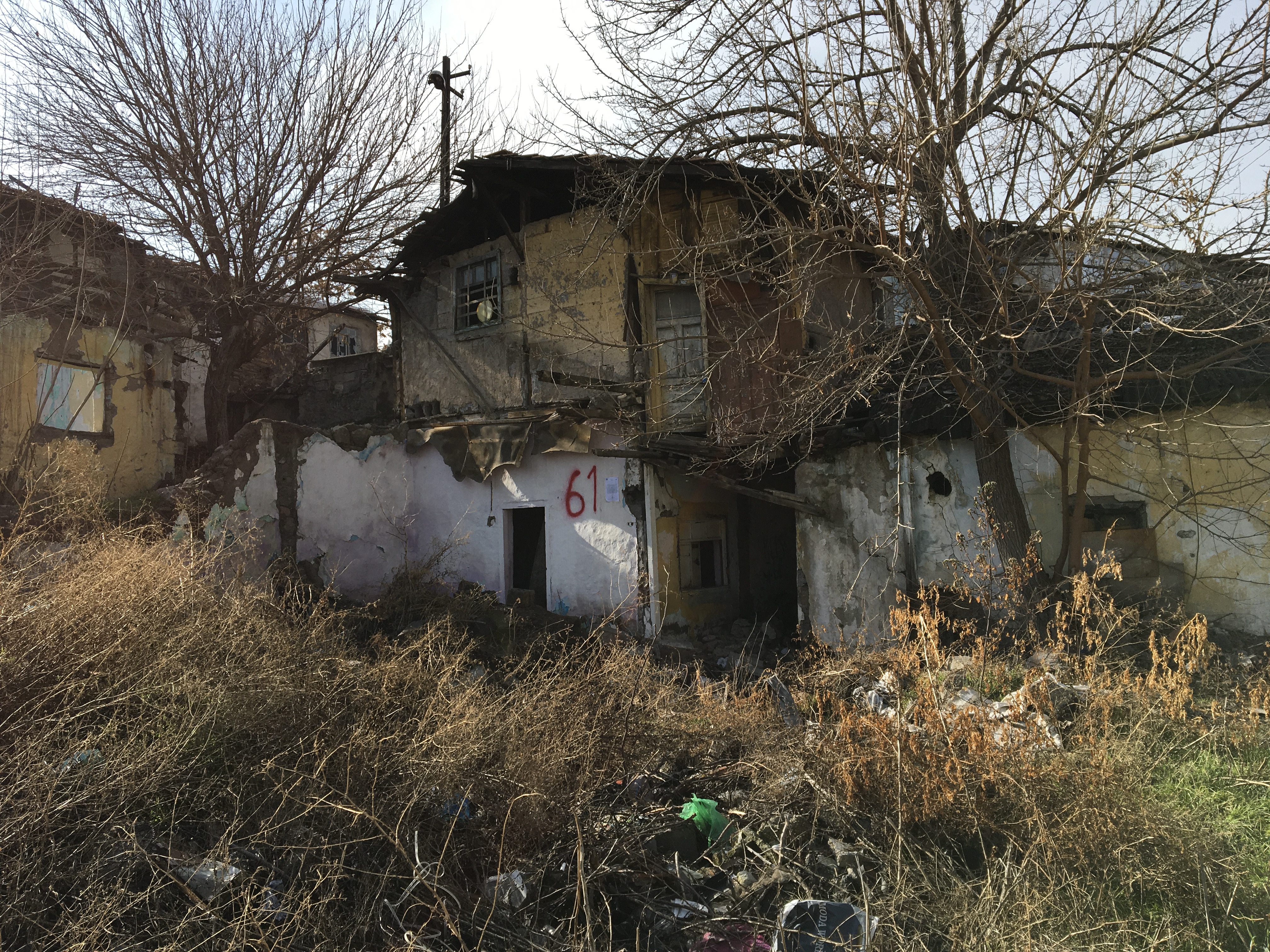 Evacuation and demolition notice for the building located at Atıfbey Mahallesi Doğanşehir Küme Evleri No: 185