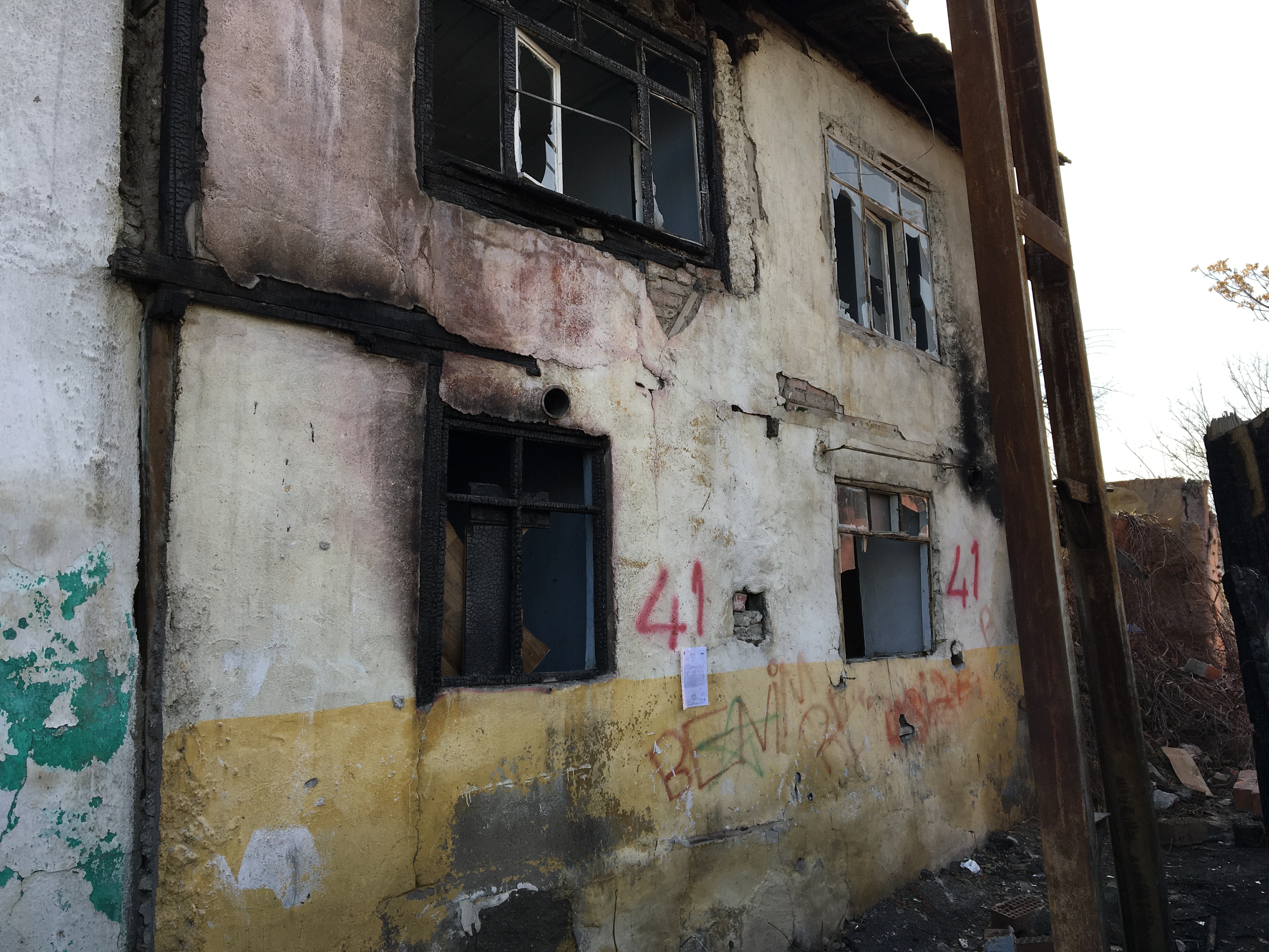 Evacuation and demolition notice for the building located at Atıfbey Mahallesi 100. Sokak No: 266