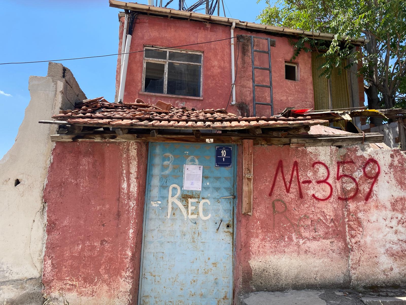 Doğantepe Mahallesi 1372.Sokak (1374/4.Sokak) No:10-10/1 Demolition Notification