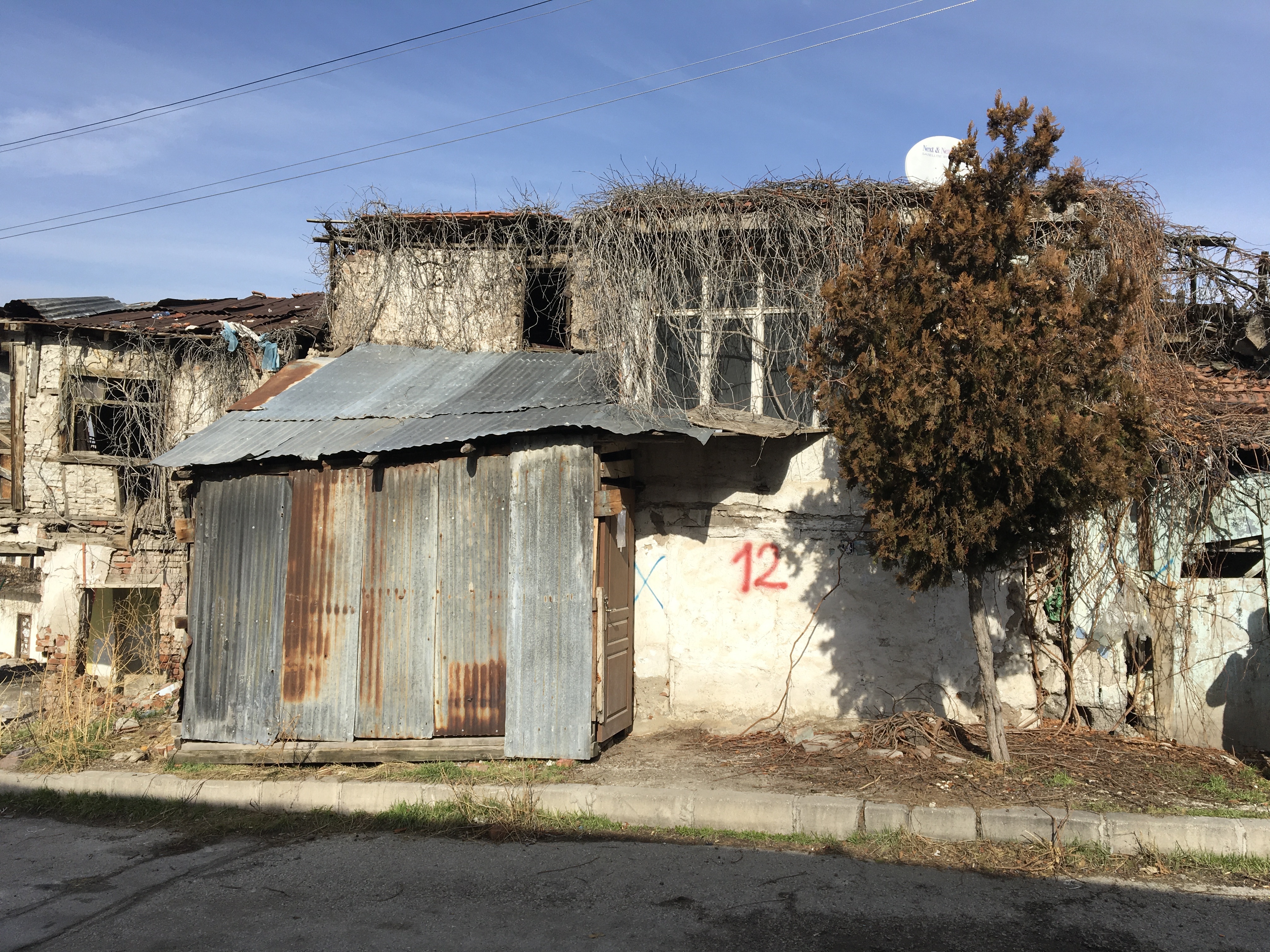 Evacuation and demolition notice for the building located at Atıfbey Mahallesi 65. Sokak No: 191