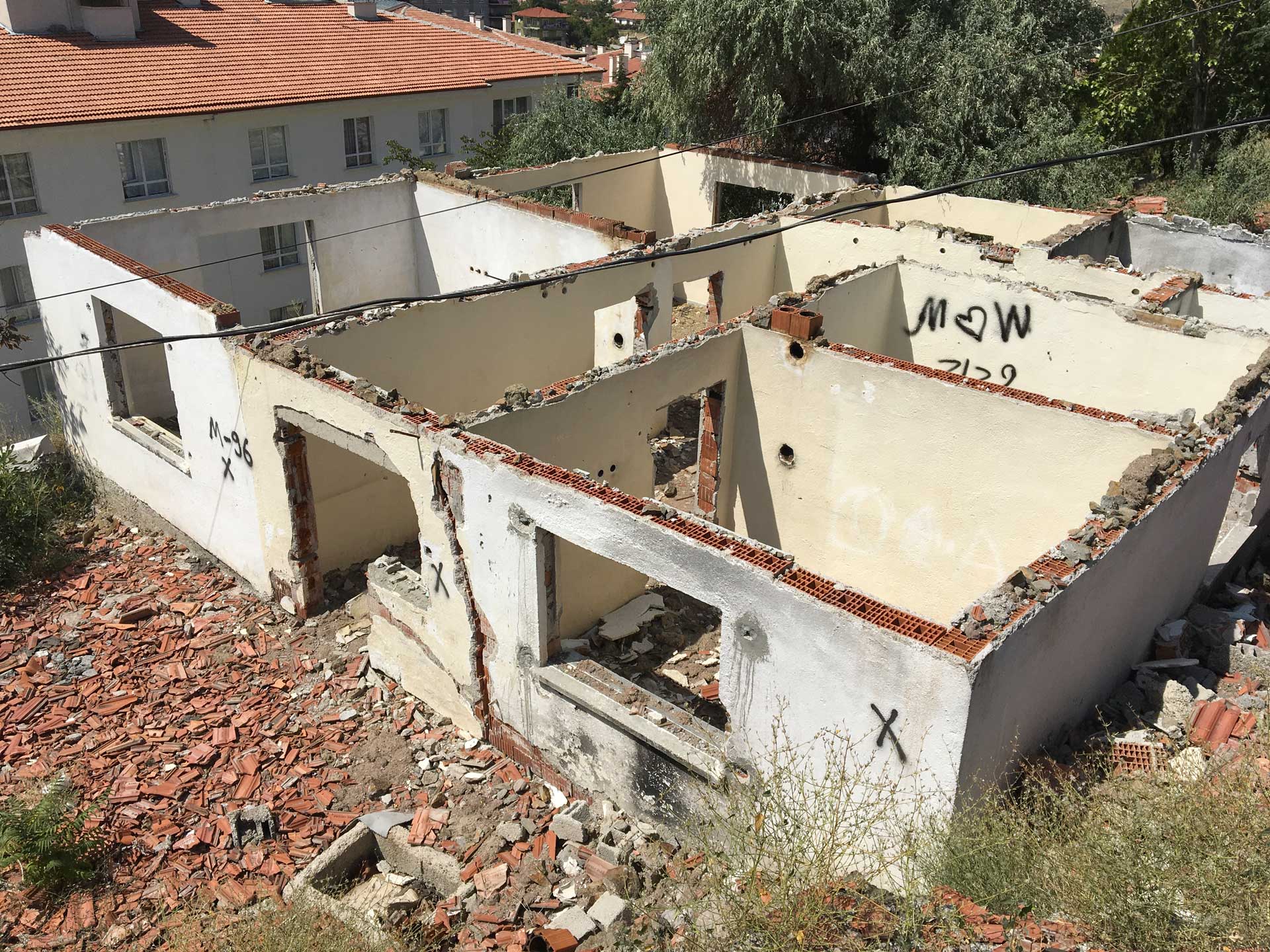 Yıldıztepe District Abdullah Faruki Street Demolition Notification