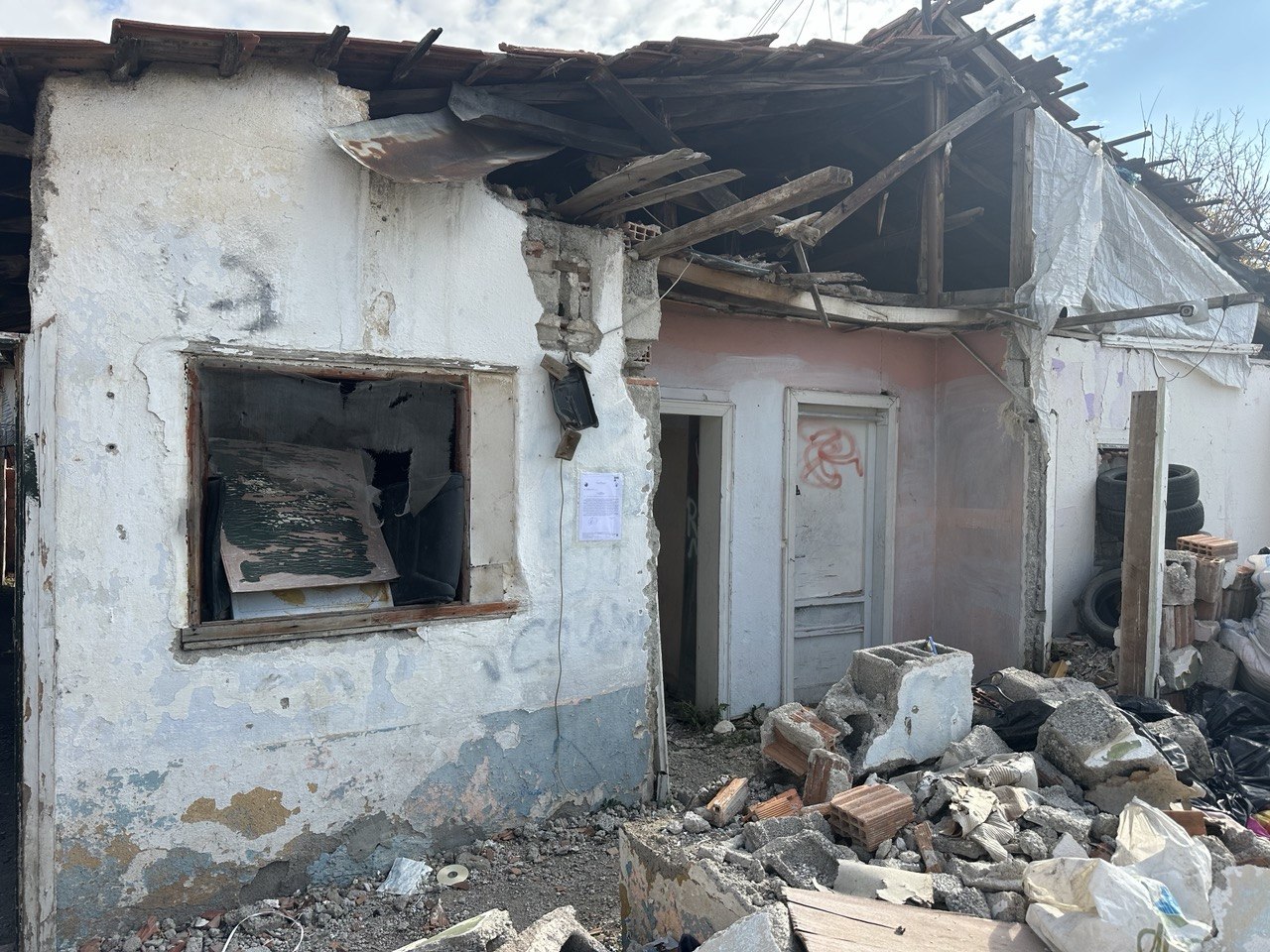 Gültepe Mahallesi 732.Sokak No:13 Demolition Notification