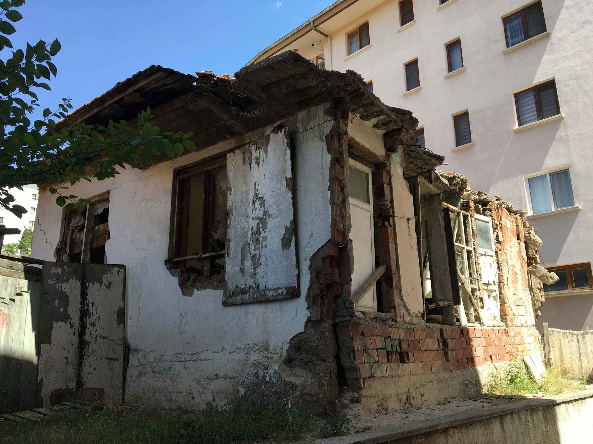 Güneşevler District Celal Esat Arseven Street Demolition Notification 2