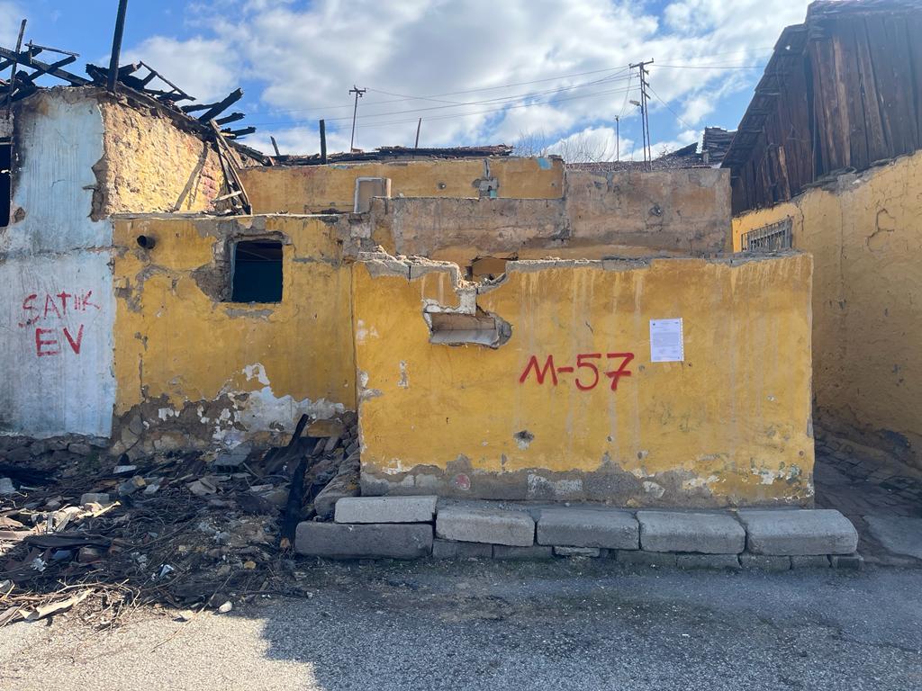 Gültepe District Tiled Street Demolition Notification