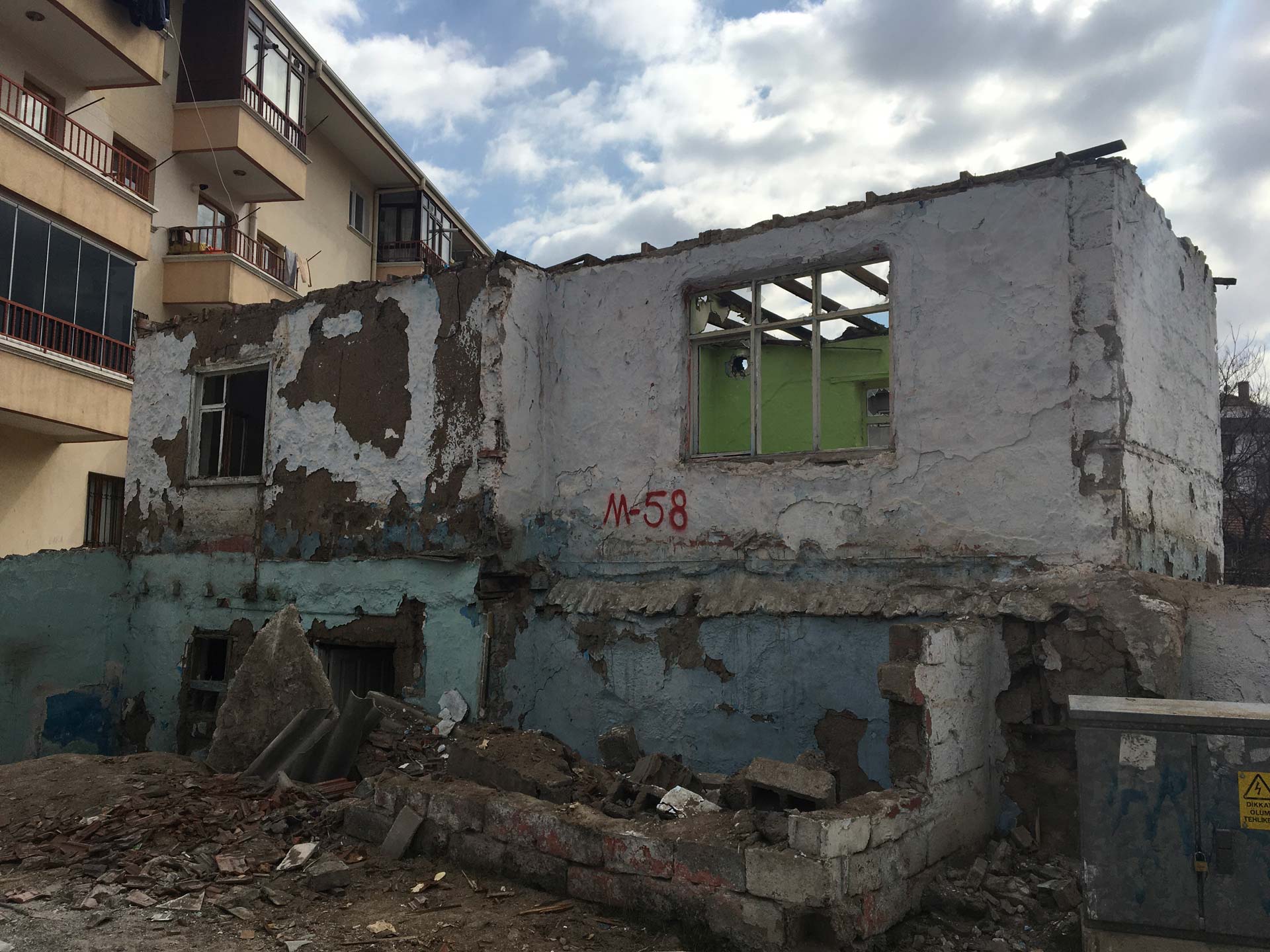 Gültepe District Öğüt Street Demolition Notification