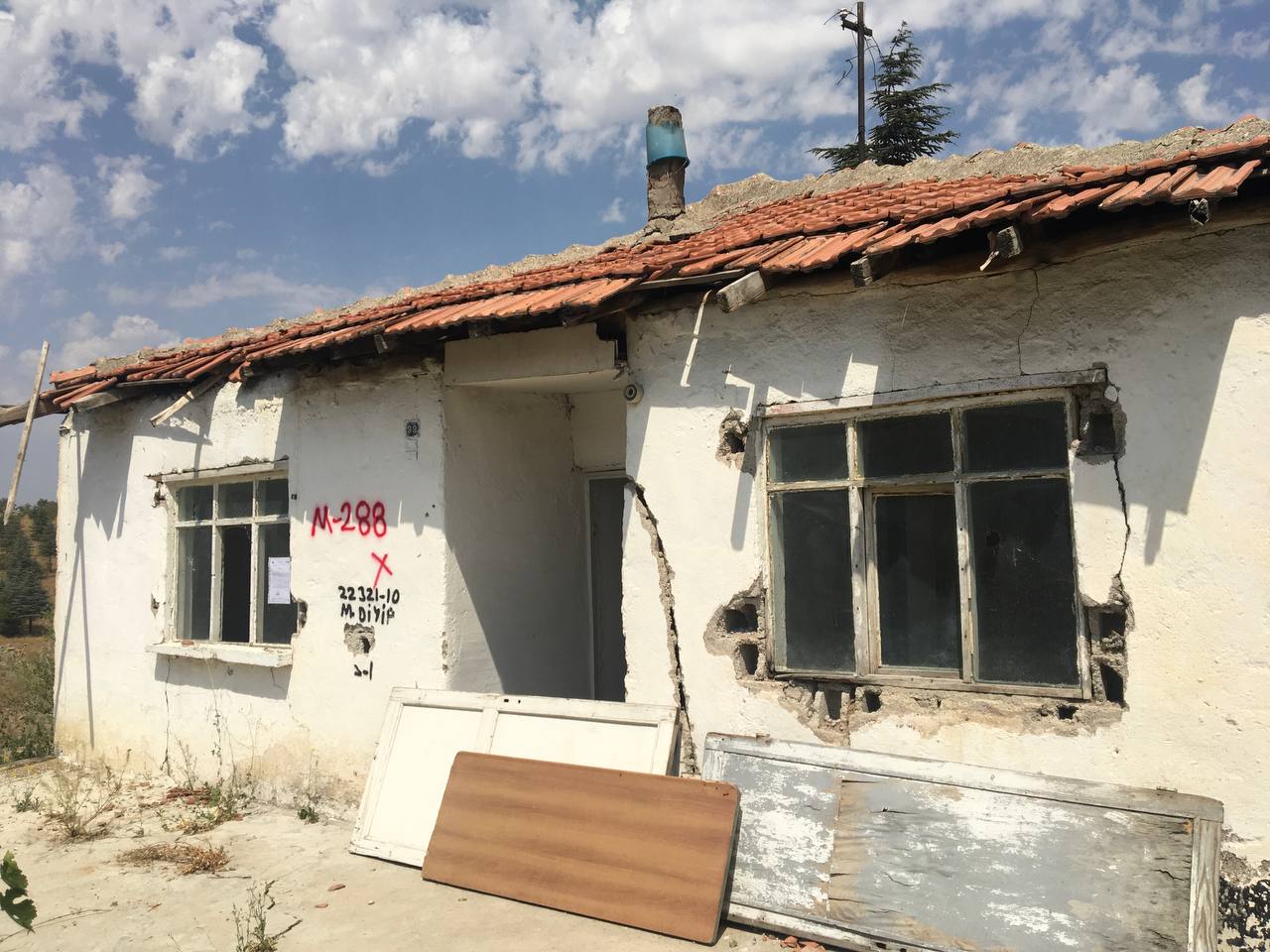 Feridun Çelik Mah. 1829 Street Demolition Notification