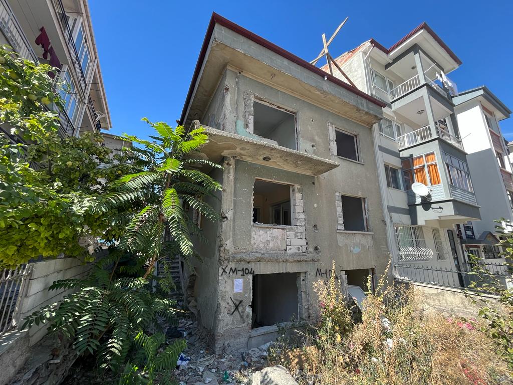 Örnek District Kadırga Street Demolition Notification