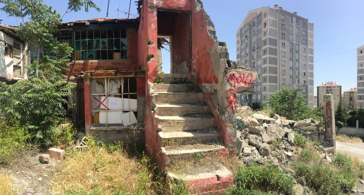 Gültepe District 746/1 Cadde No:Bila Demolition Notification