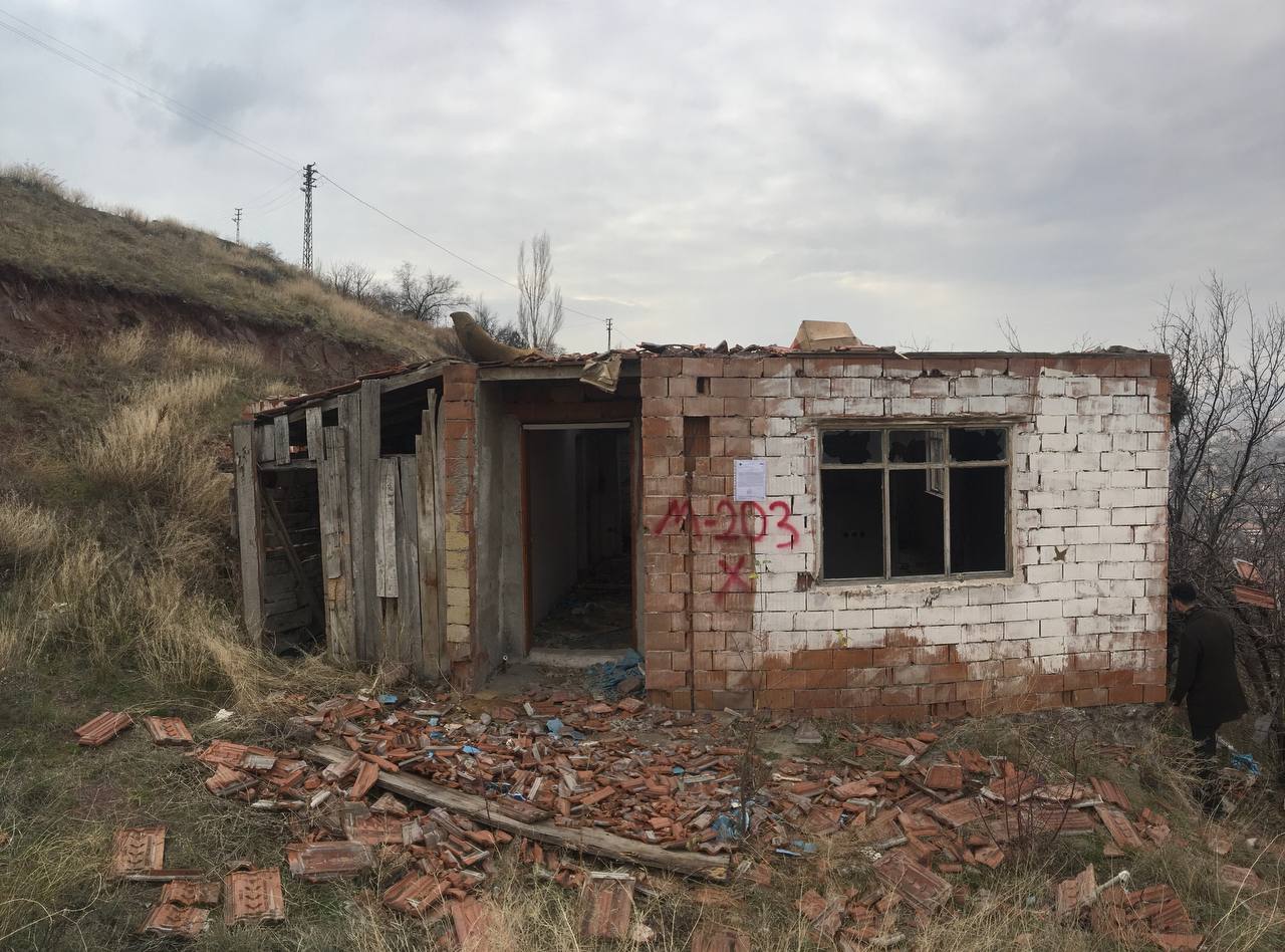 Solfasol District 1400/7 Street Demolition Notification 5