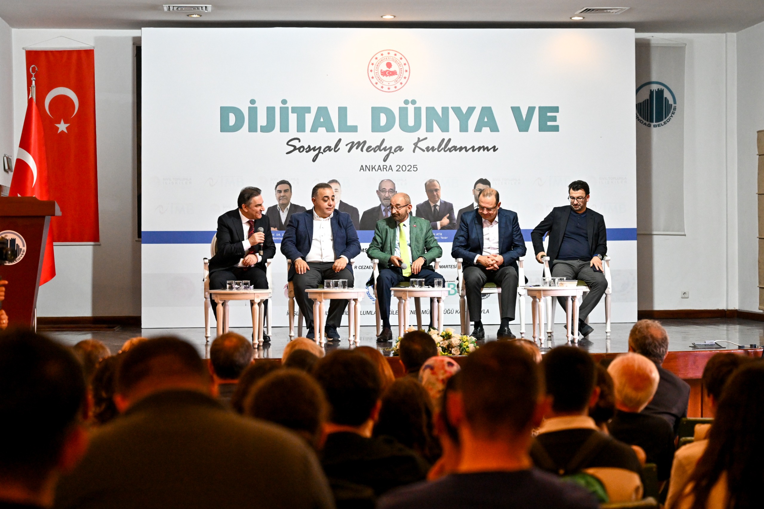 “DIGITAL WORLD AND SOCIAL MEDIA USE” WAS DISCUSSED IN ALTındaĞ