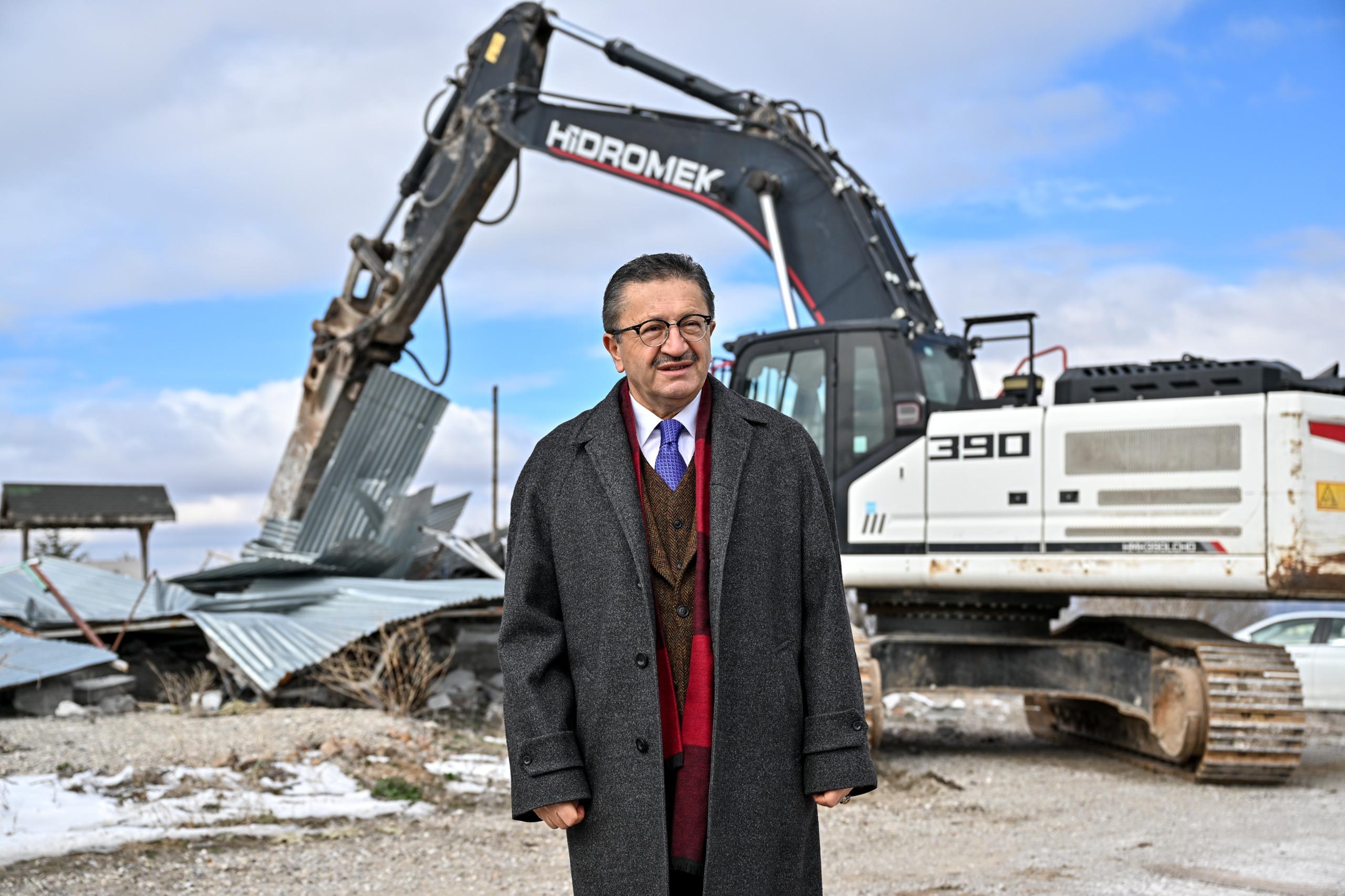 GIANT PROJECT FOR ALTındağ: STREET ANIMALS LIFE AND REHABILITATION CENTER