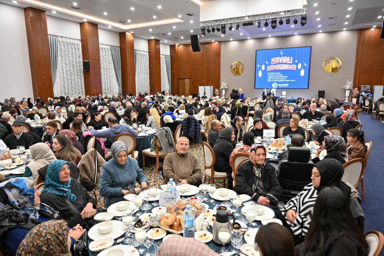 10 THOUSAND PEOPLE MEET AT THE IFTAR TABLE IN ALTındağ