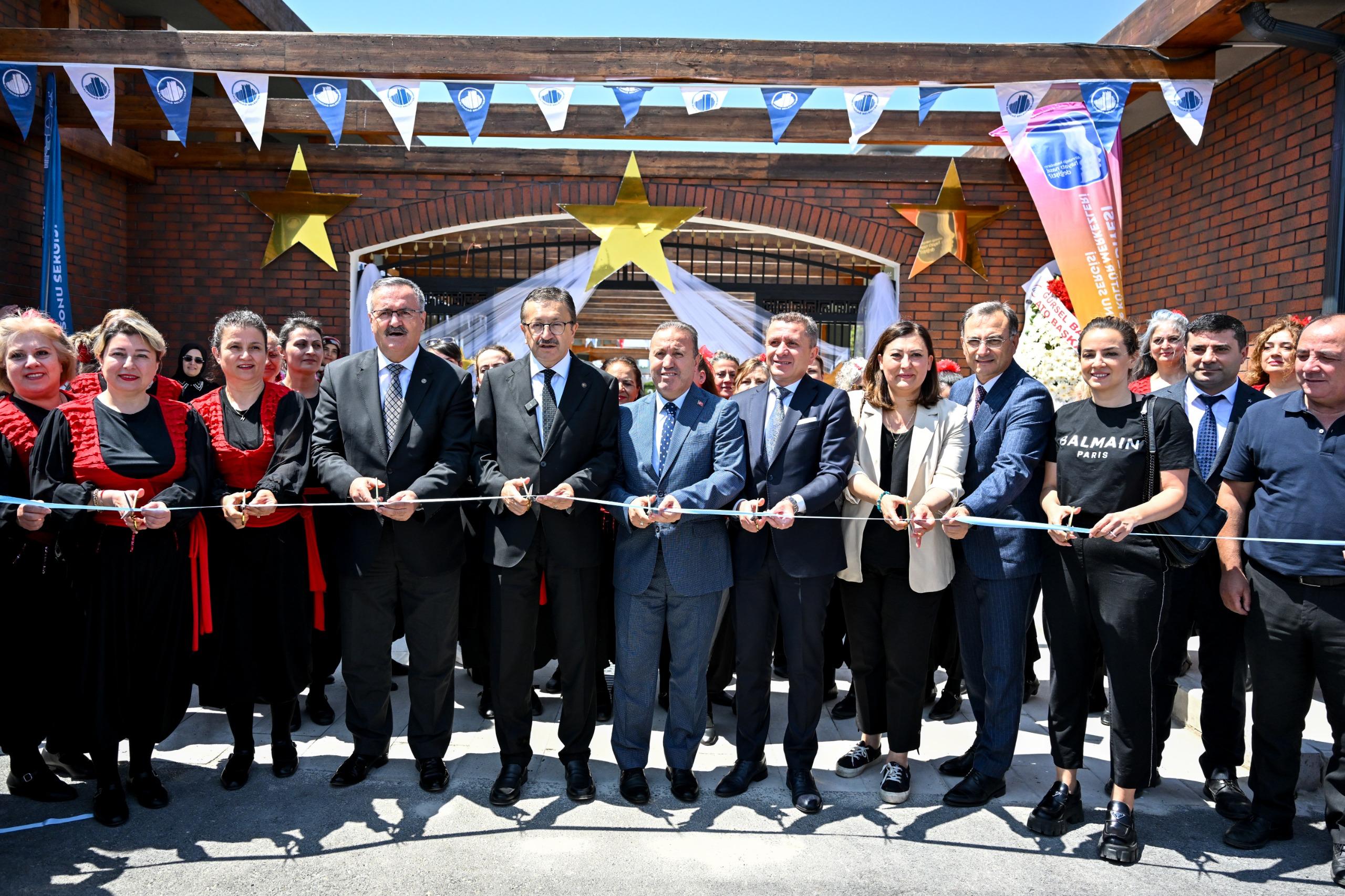 COLORFUL YEAR END IN ALTındaĞ