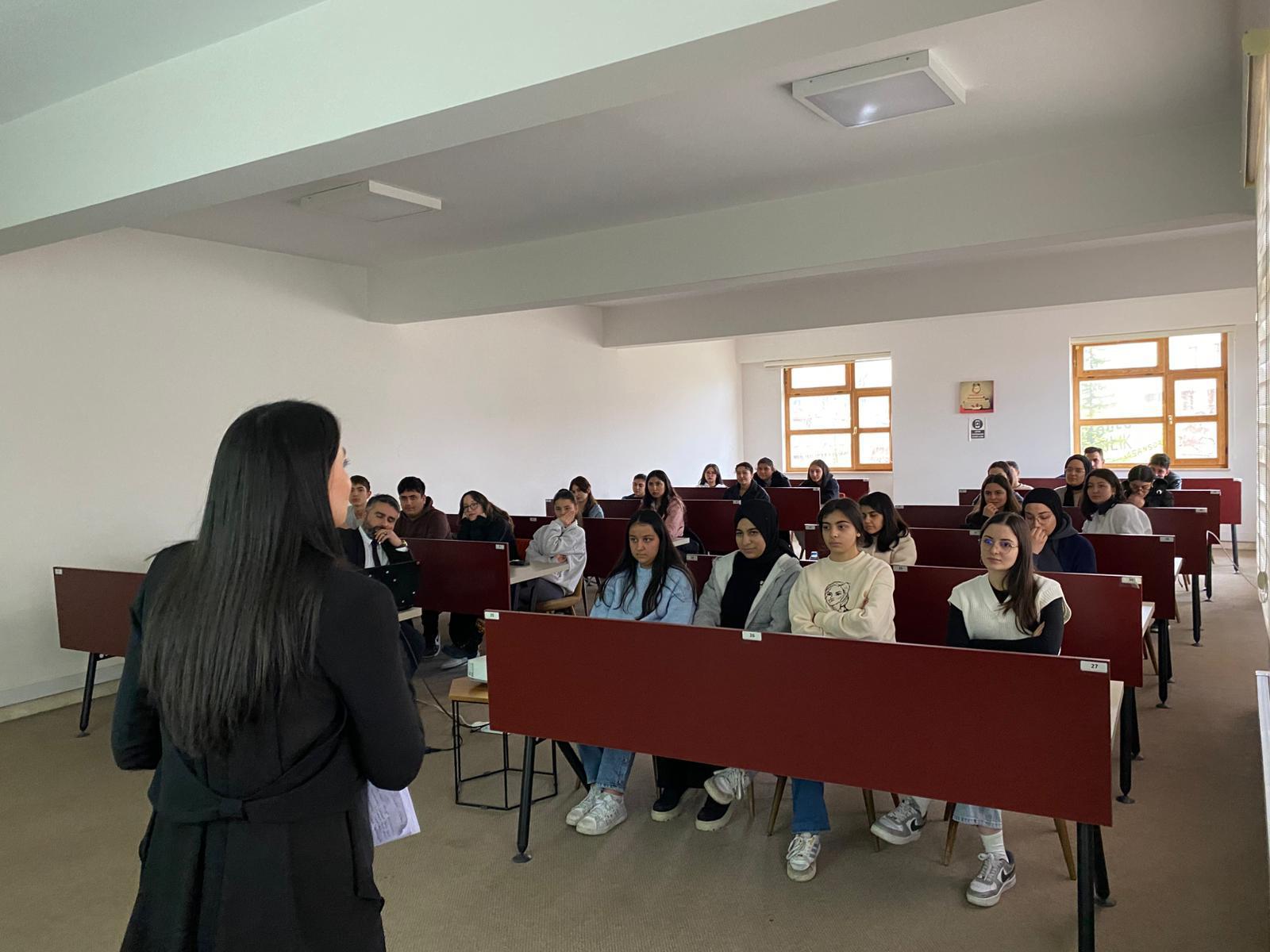 YOUNG PEOPLE FROM ALTındaĞ SAID "STOP" TO EXAM ANXIETY