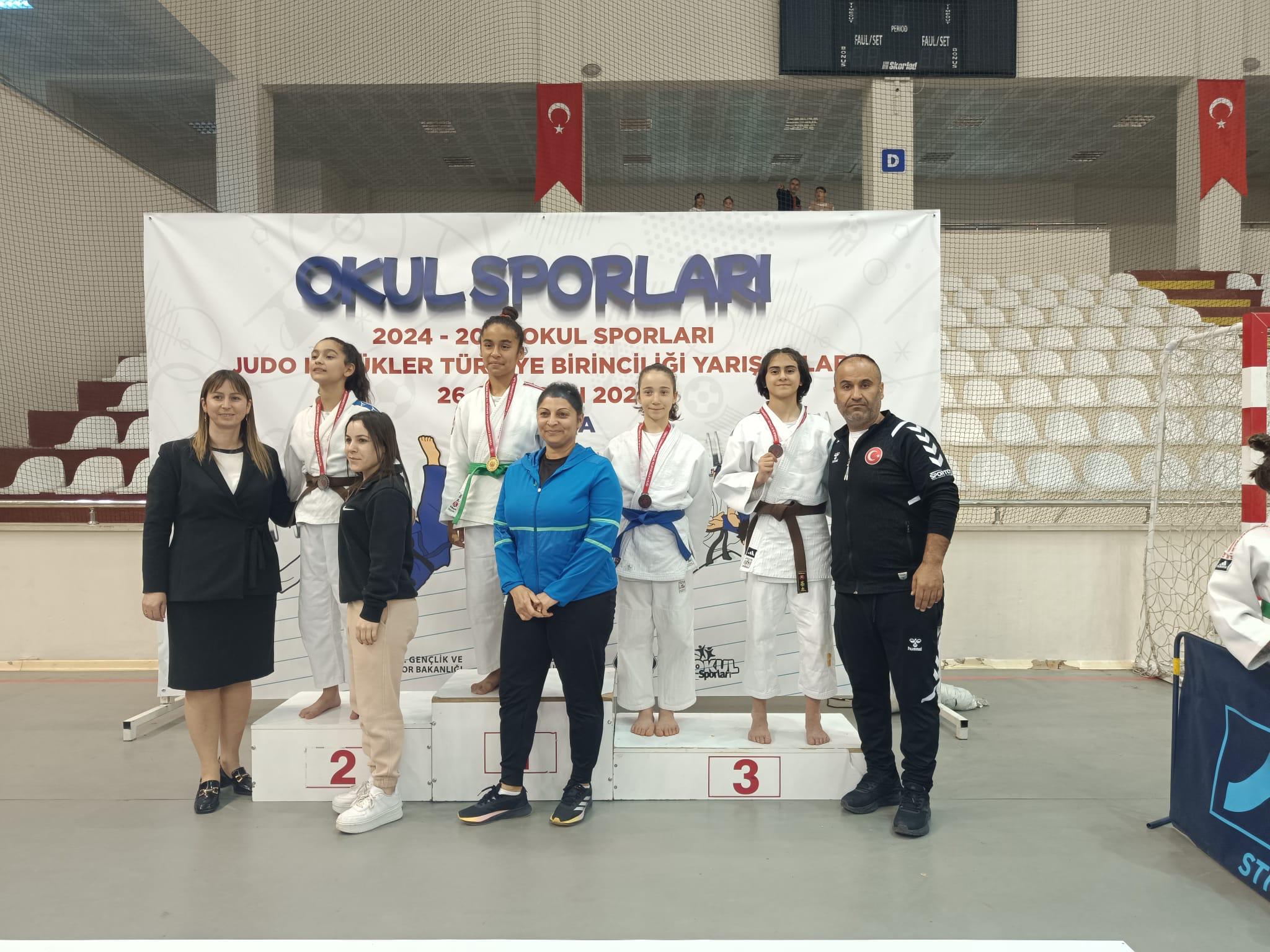 ALTINDAG JUDO PLAYERS BECAME THE STAR OF THE COMPETITIONS