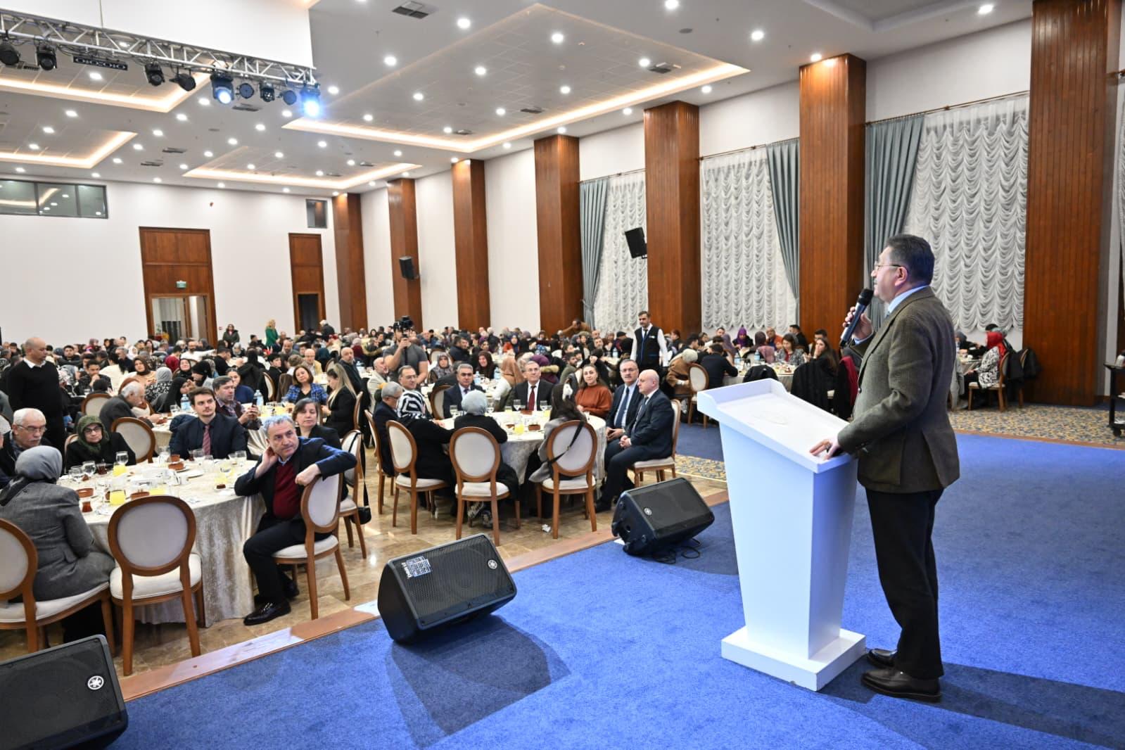 MAYOR TİRYAKİ MET WITH THE RESIDENTS OF YILDIZTEPE AND GÜNEŞEVLER FOR AN IFTAR