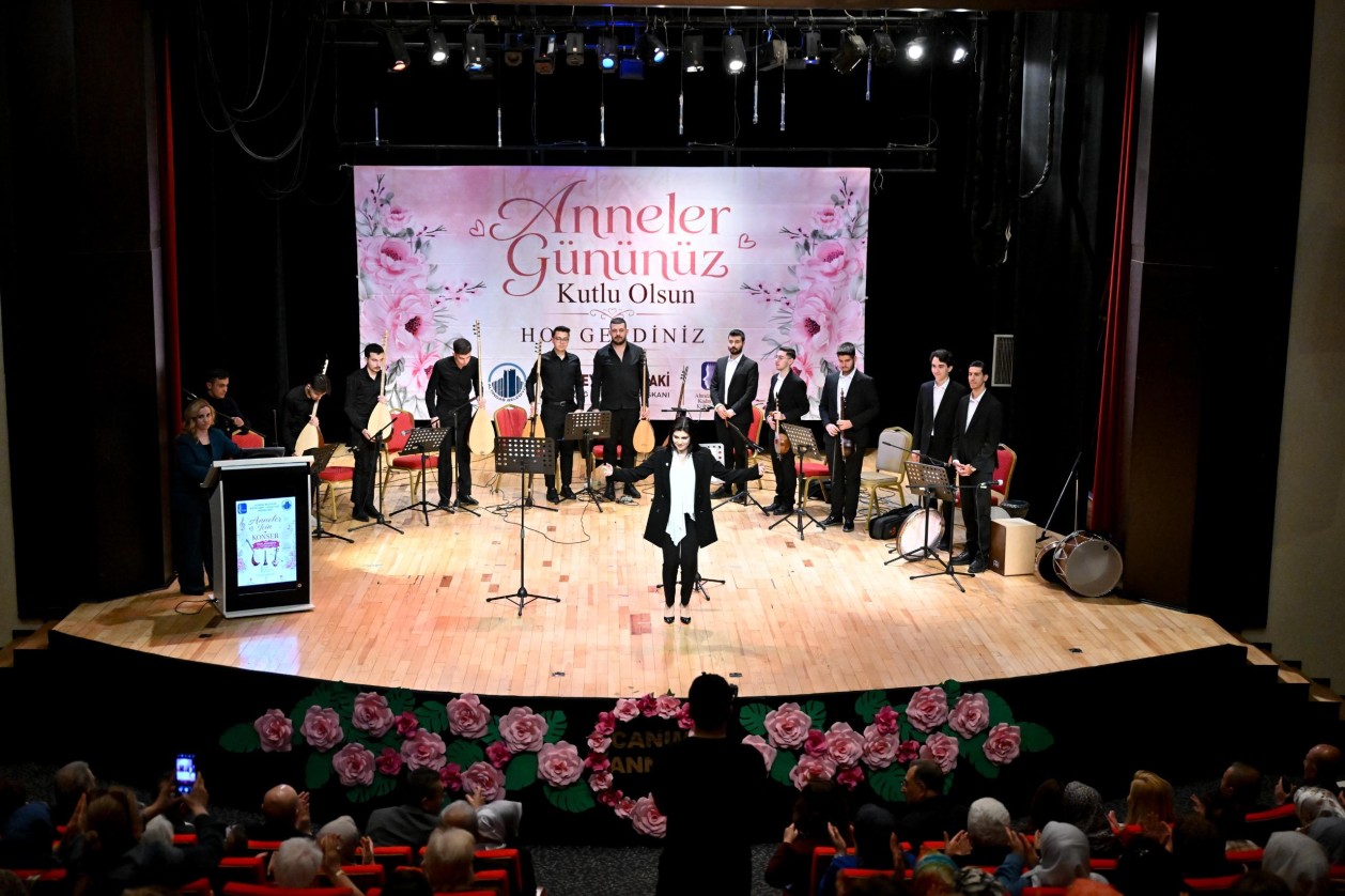 A LOVING MOTHER'S DAY CONCERT IN ALTINDAĞ.
