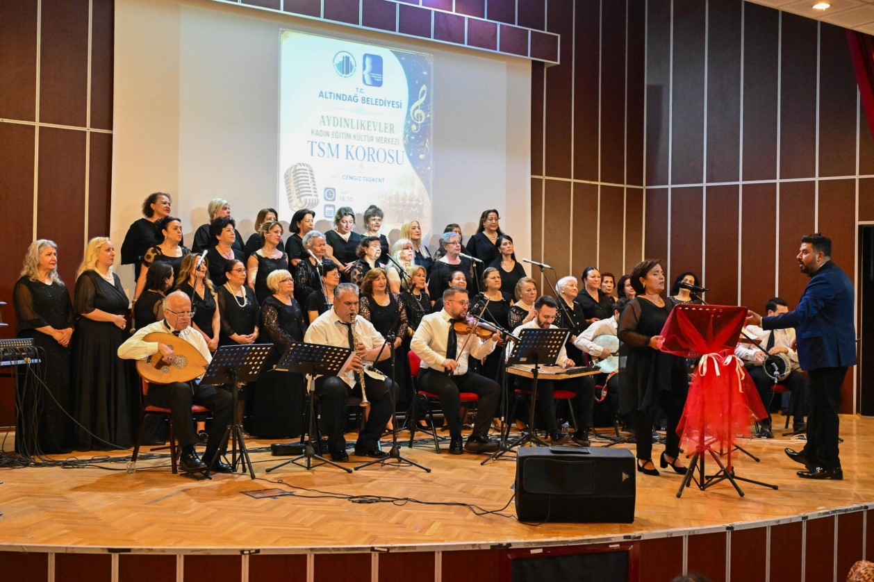 ALTINDAĞ’DA TÜRK SANAT MÜZİĞİ ZİYAFETİ