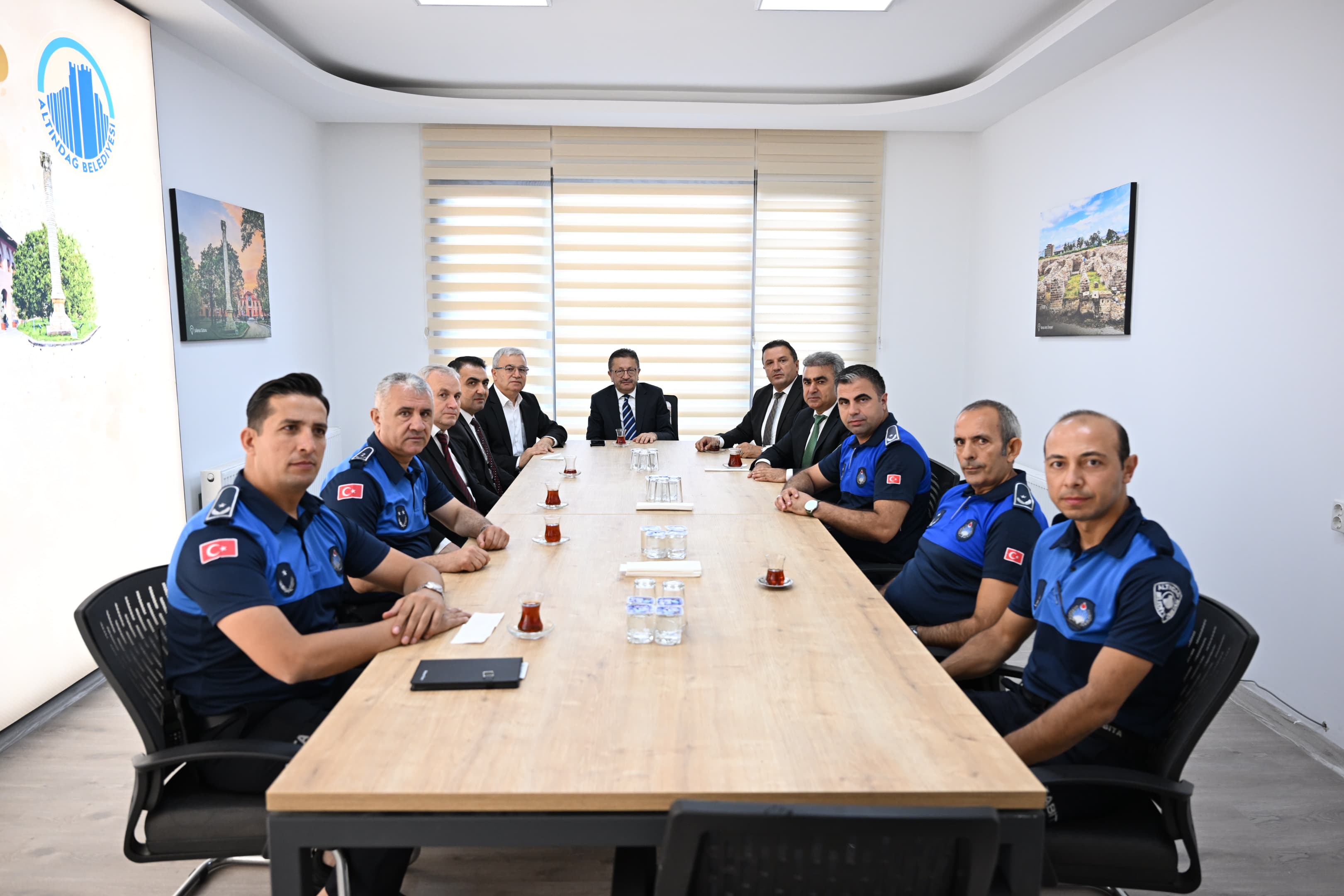 VISIT FROM MAYOR TİRYAKİ TO THE POLICE OFFICER