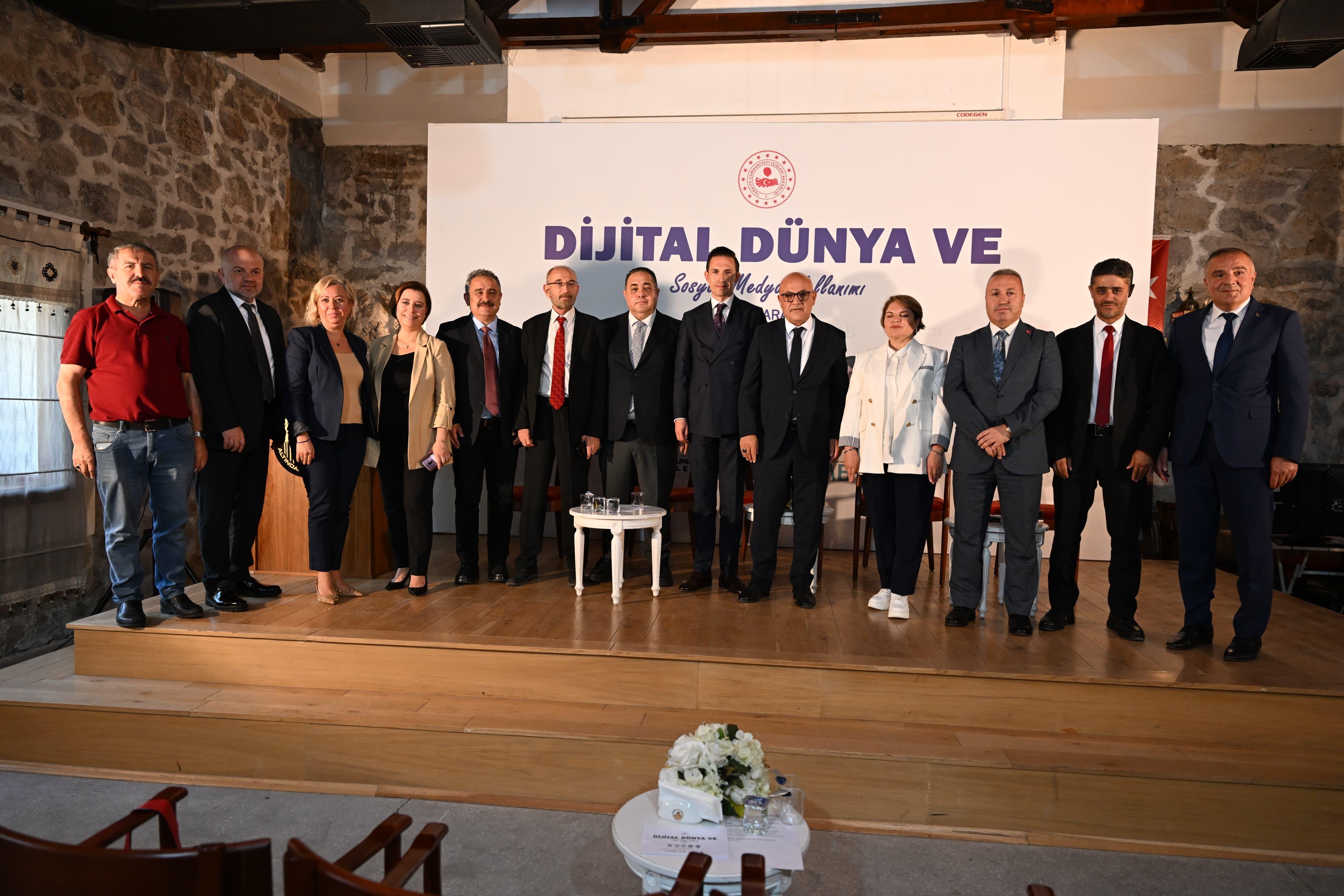 "DIGITAL WORLD AND SOCIAL MEDIA USE" PANEL WAS HELD IN ALTındağ