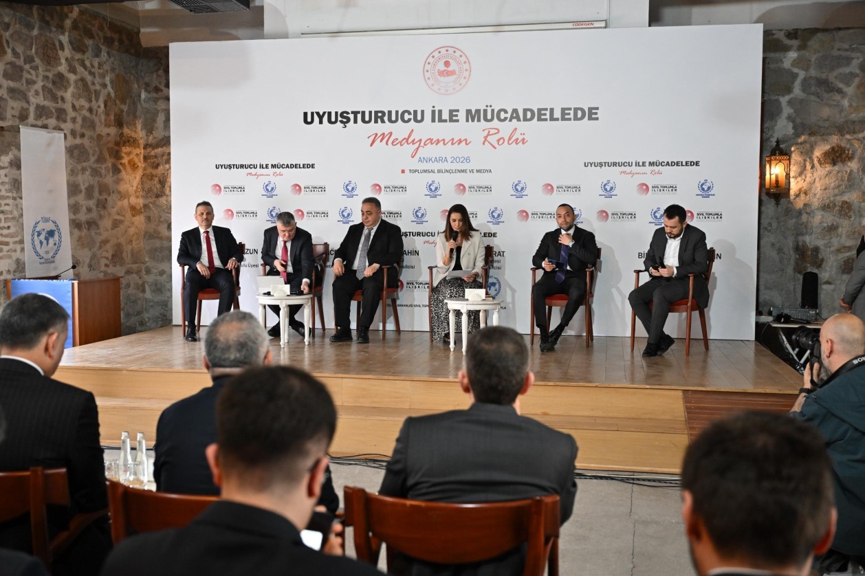 UYUŞTURUCU İLE MÜCADELEDE MEDYANIN ROLÜ ALTINDAĞ’DA KONUŞULDU